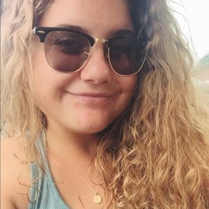 Meet your Posher, Mallory